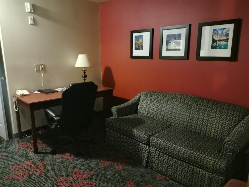 Comfort Inn & Suites University YYC Dış mekan fotoğraf