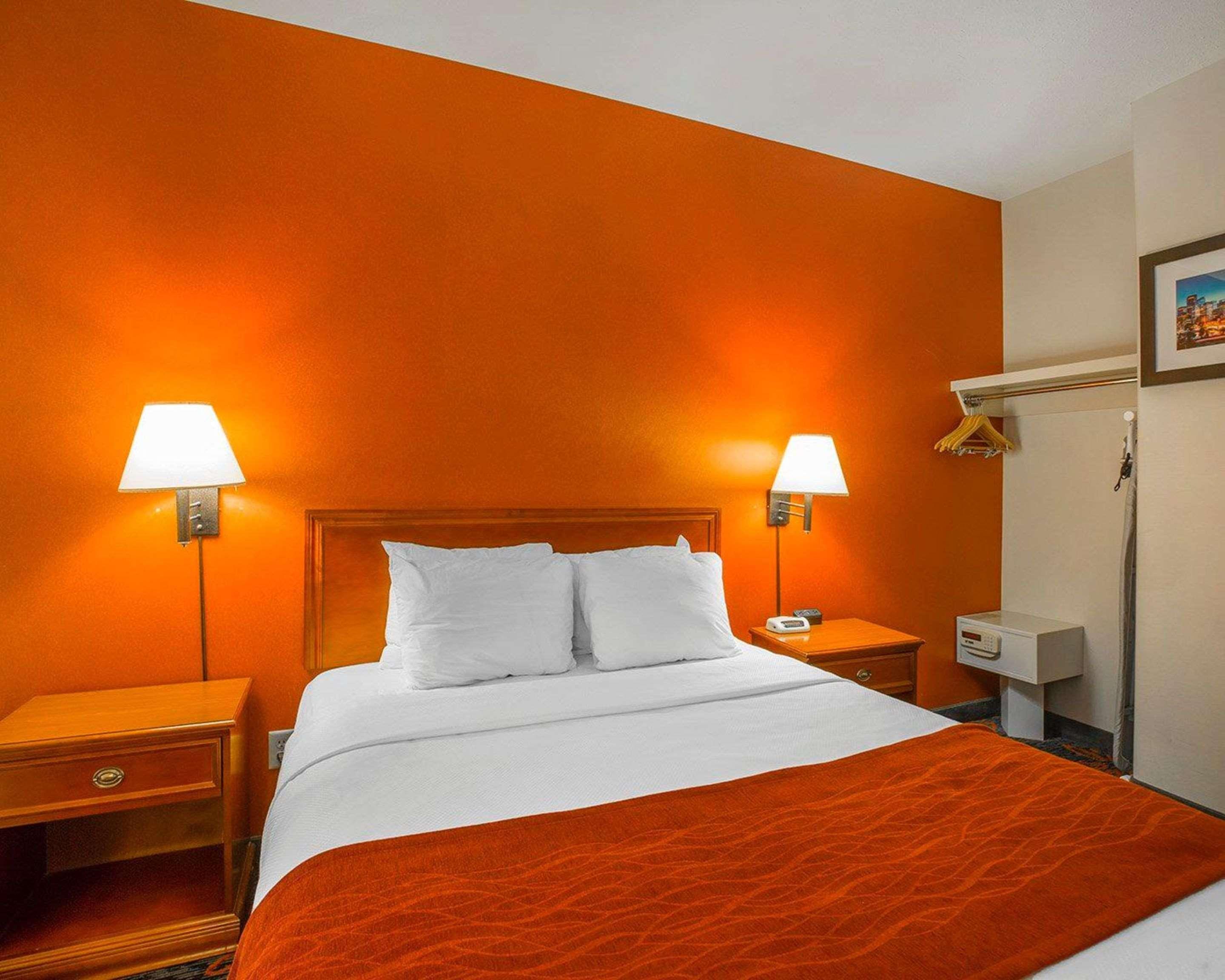 Comfort Inn & Suites University YYC Dış mekan fotoğraf