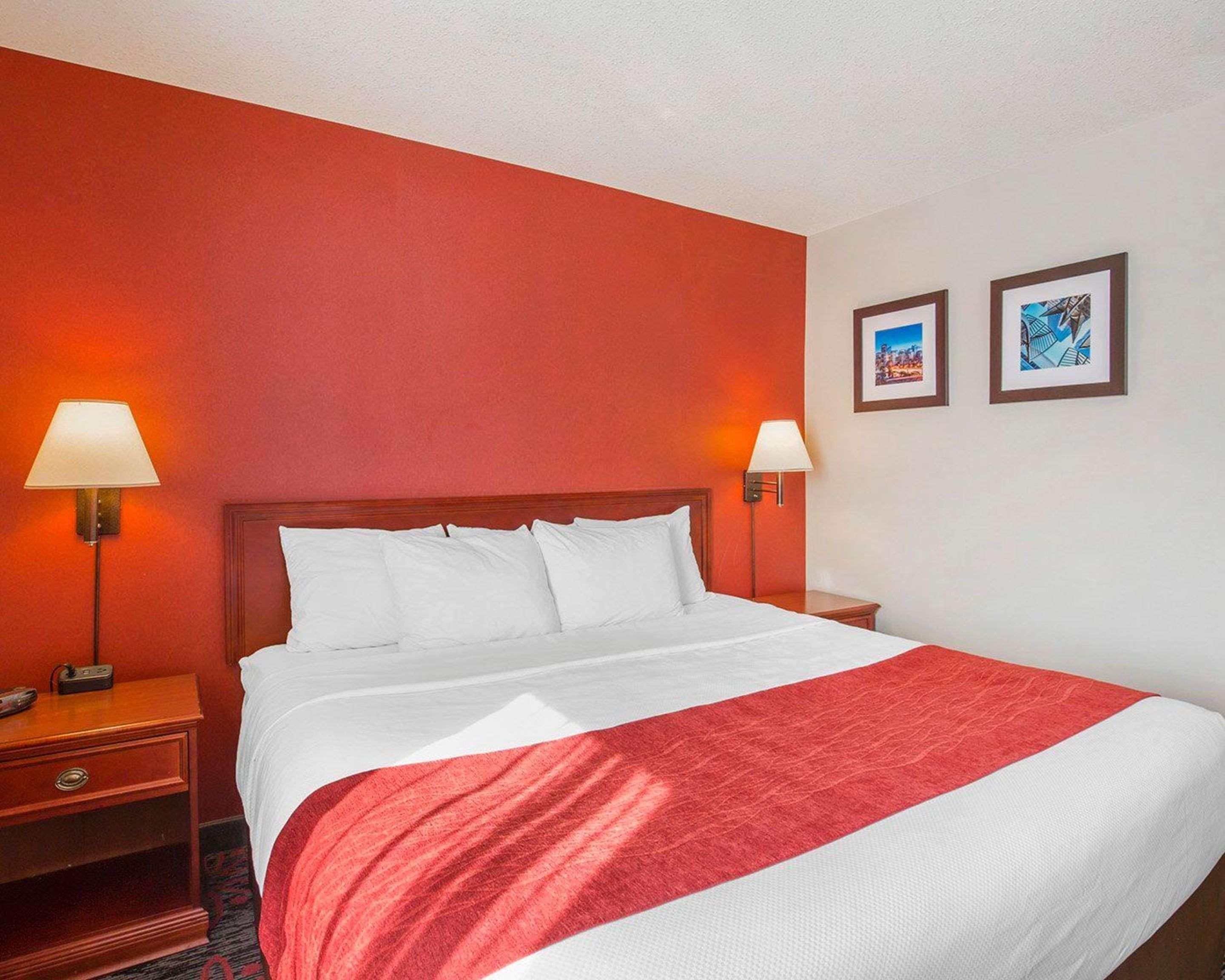 Comfort Inn & Suites University YYC Dış mekan fotoğraf