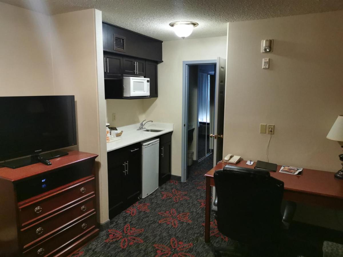 Comfort Inn & Suites University YYC Dış mekan fotoğraf