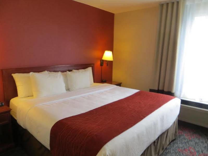 Comfort Inn & Suites University YYC Dış mekan fotoğraf