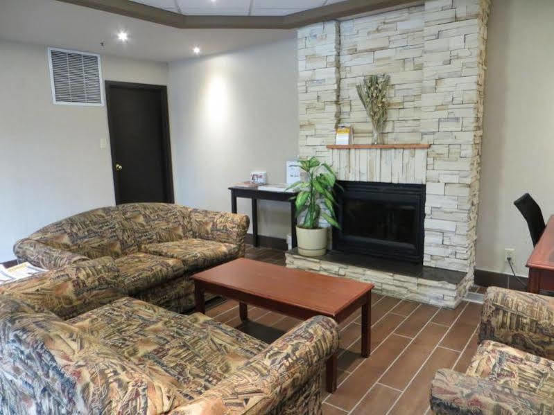 Comfort Inn & Suites University YYC Dış mekan fotoğraf