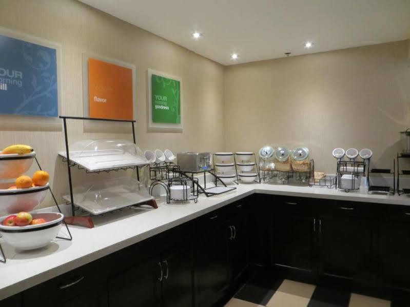 Comfort Inn & Suites University YYC Dış mekan fotoğraf
